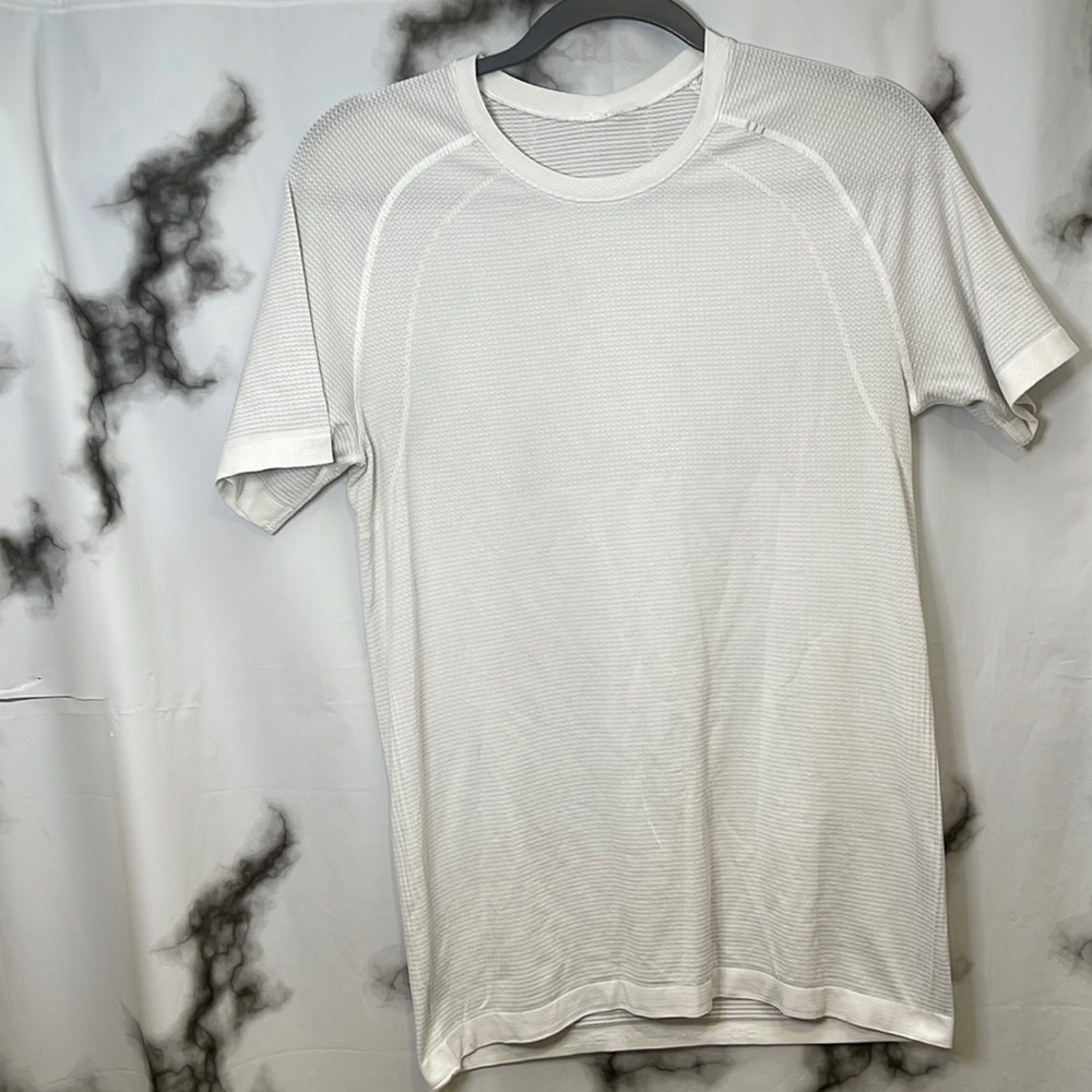 Lululemon mens metal vent tech short sleeve shirt 2.0